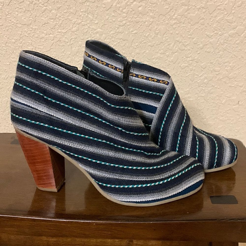 FORTRESS OF INCA, handmade in PERU, leather uppers, excellent condition, size 9